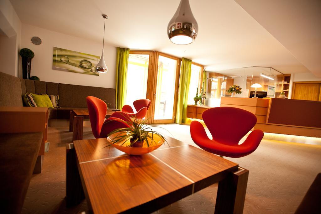 Hotel Und Appartementhof Waldeck Bad Füssing Exteriör bild