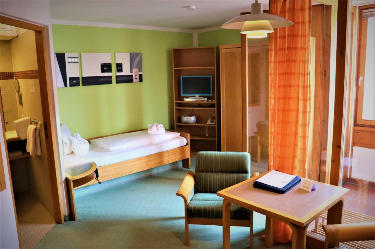 Hotel Und Appartementhof Waldeck Bad Füssing Rum bild